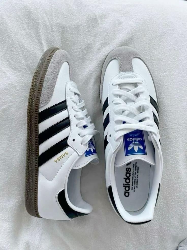 حذاء Adidas Samba أبيض – كلاسيك بلمسة عصرية