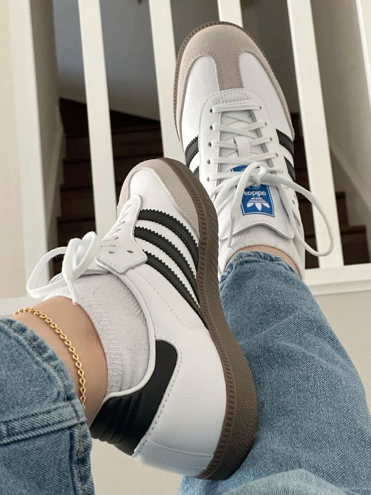 حذاء Adidas Samba أبيض – كلاسيك بلمسة عصرية