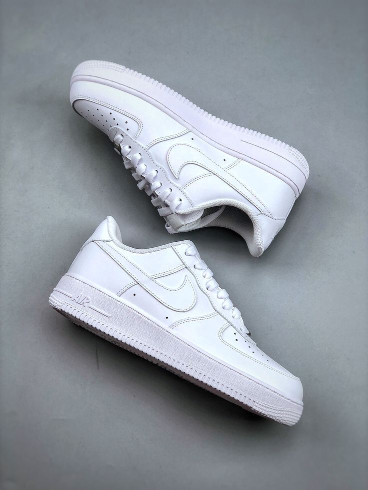 ‫حذاء Nike Air Force 1 – تصميم أيقوني وأسلوب عصري‬