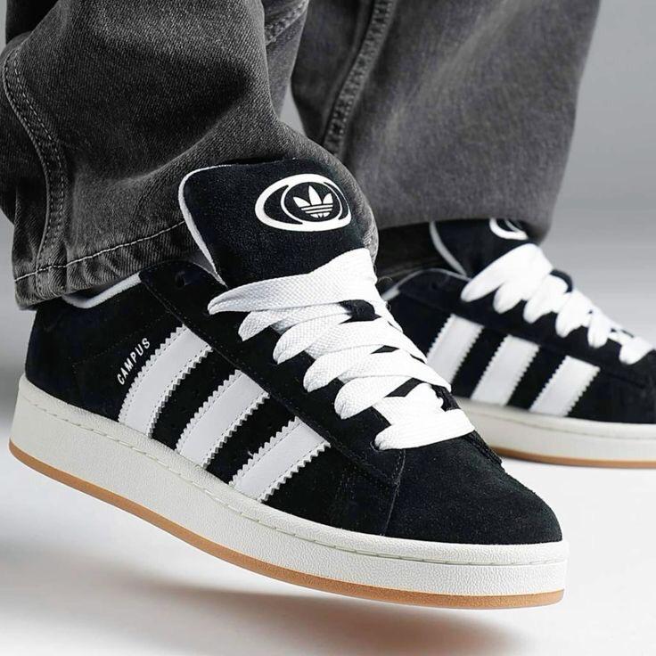 ‫حذاء Adidas Campus أبيض – أناقة يومية بأسلوب عصري ‬