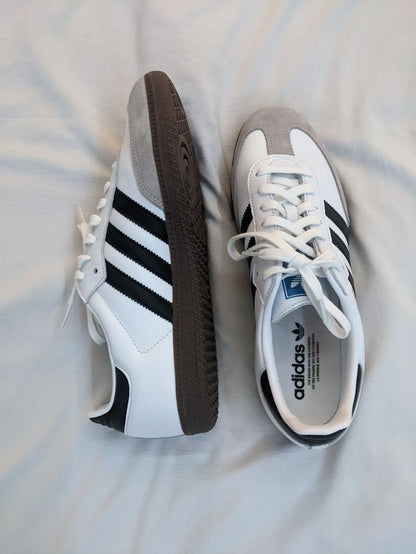 ‫حذاء Adidas Samba أبيض – كلاسيك بلمسة عصرية‬