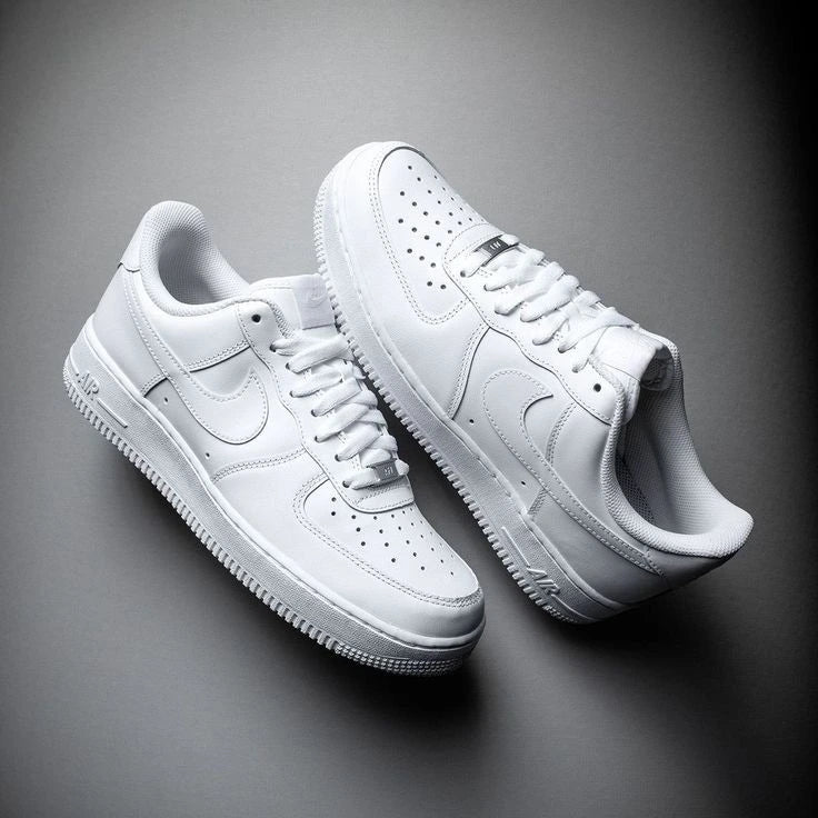 ‫حذاء Nike Air Force 1 – تصميم أيقوني وأسلوب عصري‬